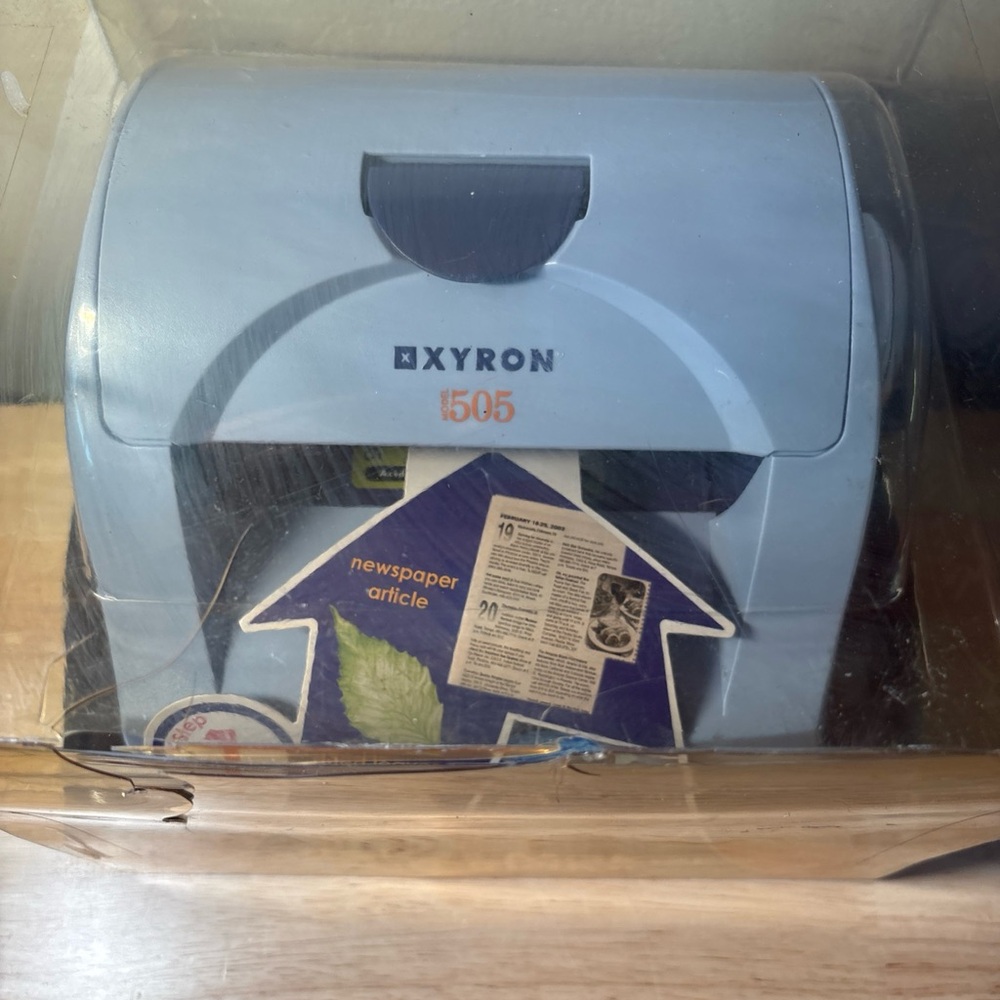 Xyron Create a Sticker Multi-Purpose Set Model 505 New - Picture 3 of 5